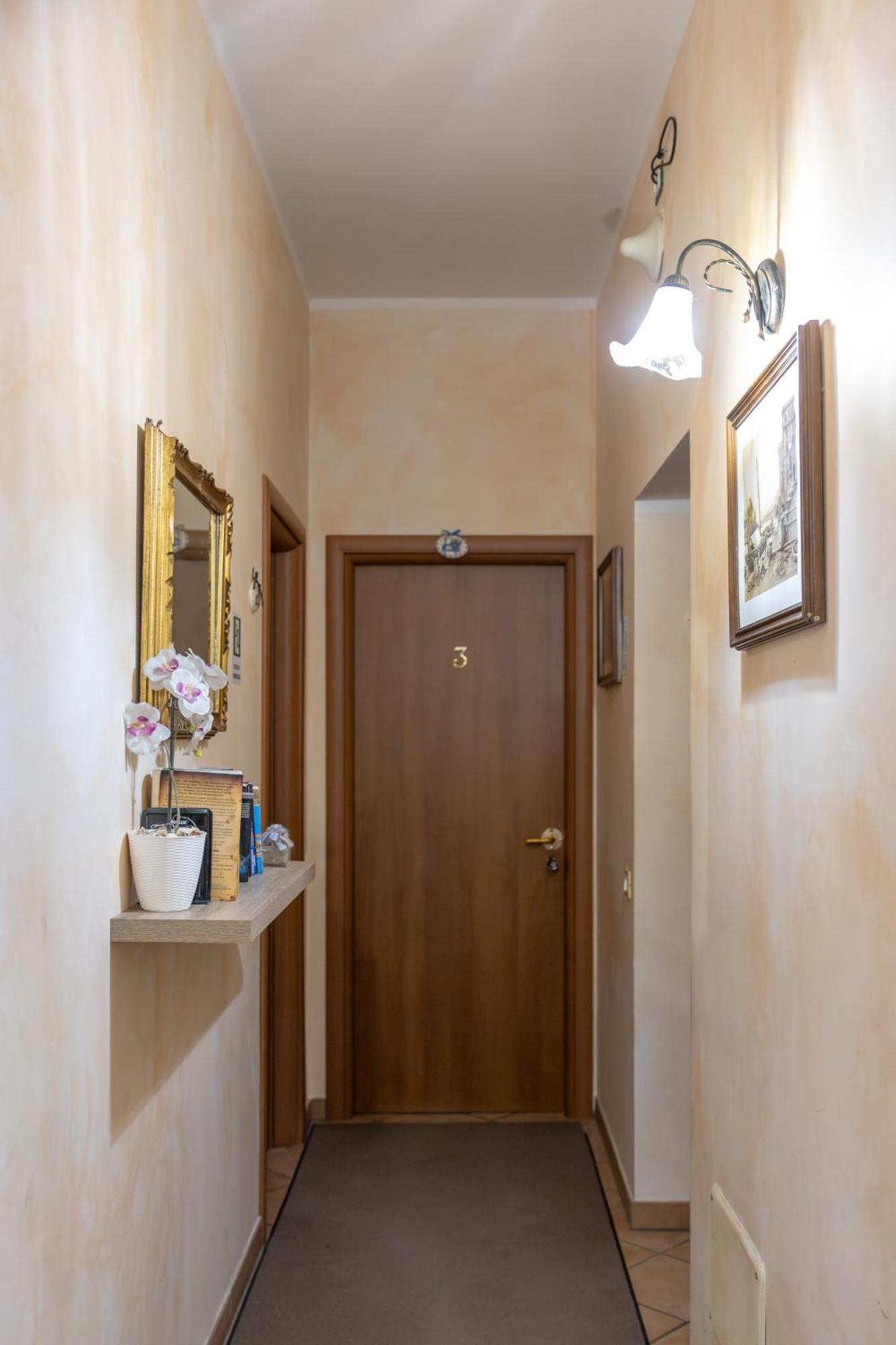 Casa Lollobrigida Bed & Breakfast Ciampino Eksteriør bilde